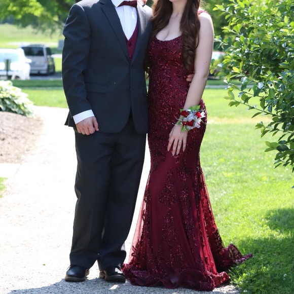 Prom Dress - Picture 2 of 4